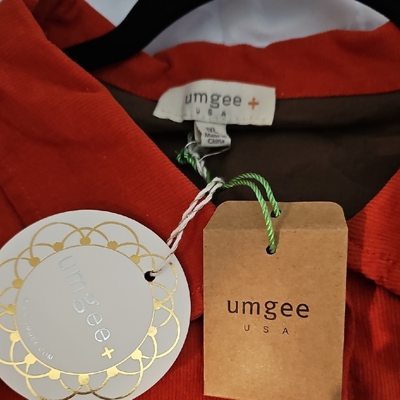 Colorblock Button-Up Jacket - Picture 2 of 3